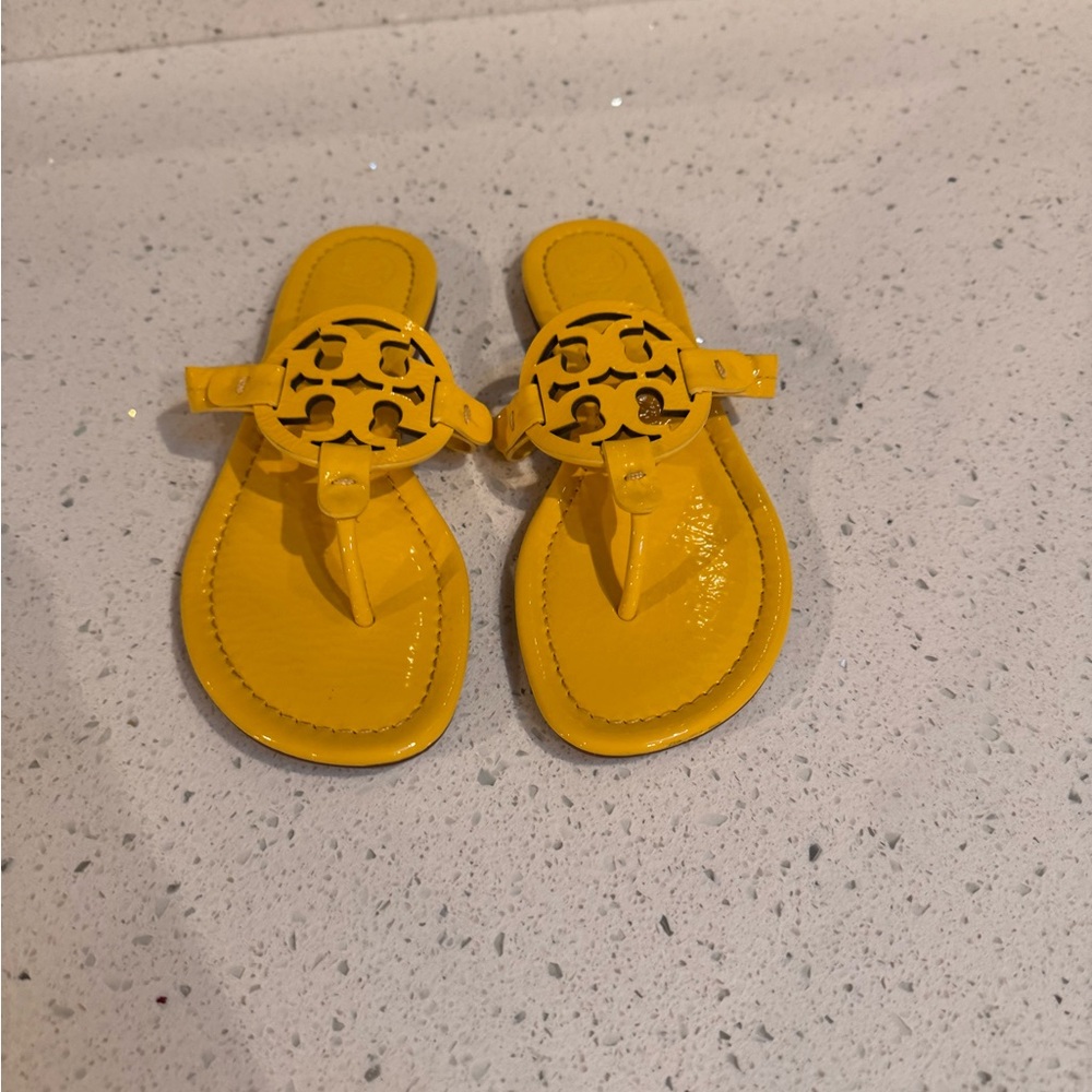 Tory Burch yellow millers. Bright yellow. 7.5  excellent condition